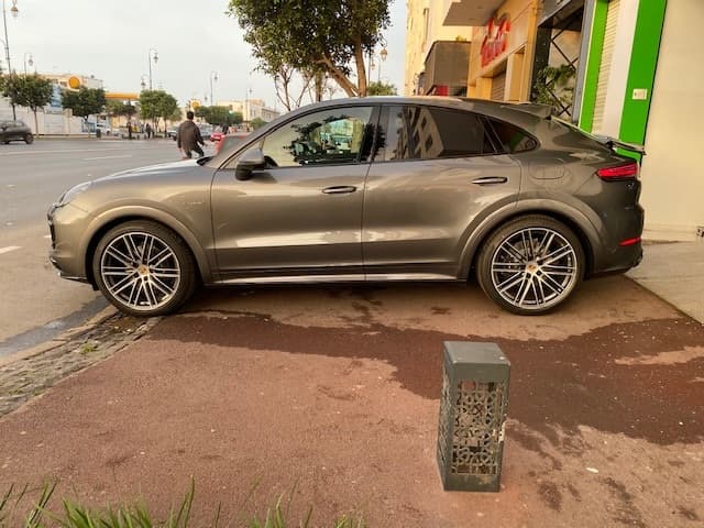 Porsche Cayenne Hybride 2020