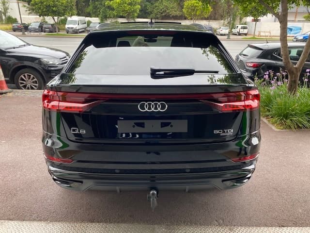 Audi Q8 S line 2021