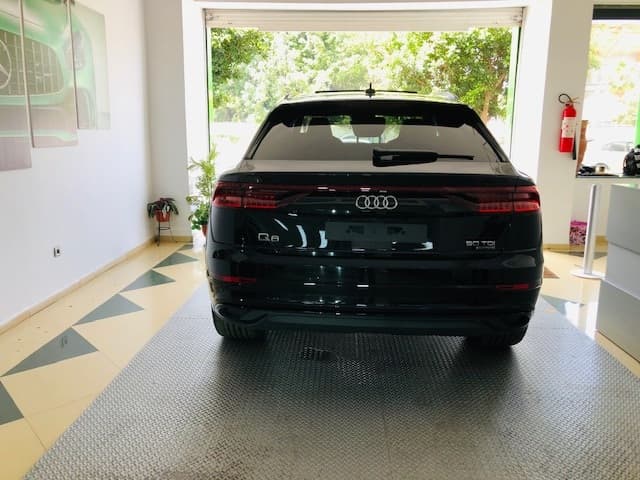 Audi Q8 S line 2021
