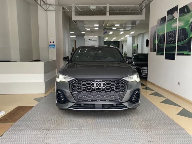 Audi Q3 2021