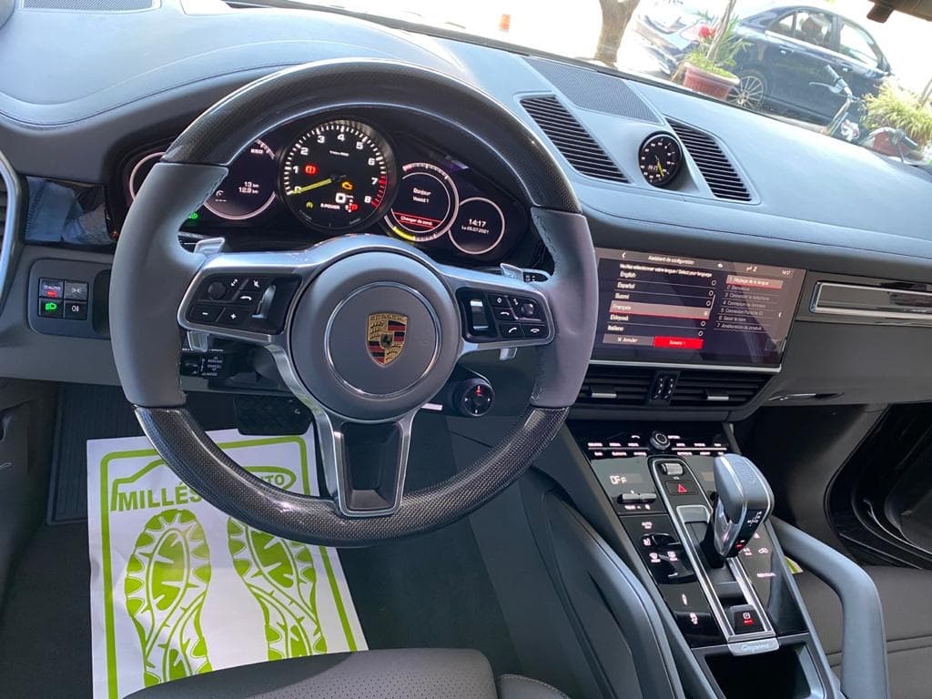 Porsche Cayenne 2021