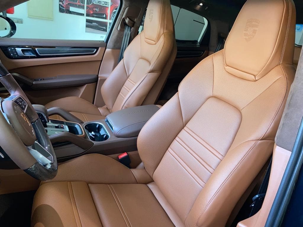 Porsche Cayenne 2022