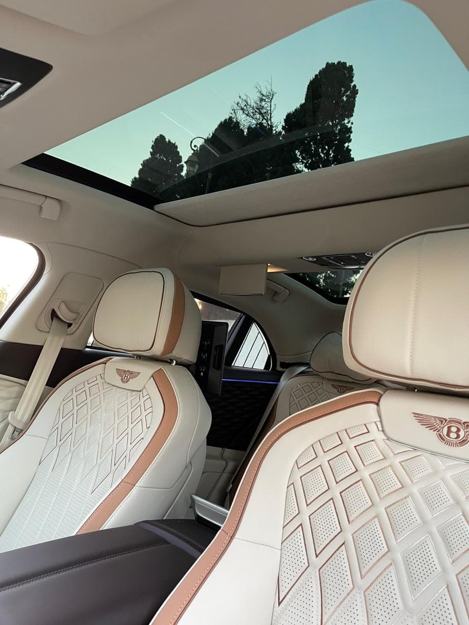 Bentley FLYING SPUR 2022