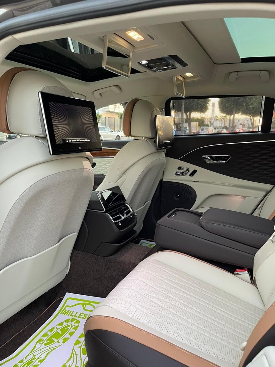 Bentley FLYING SPUR 2022