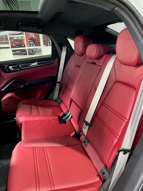 Porsche Cayenne 2023