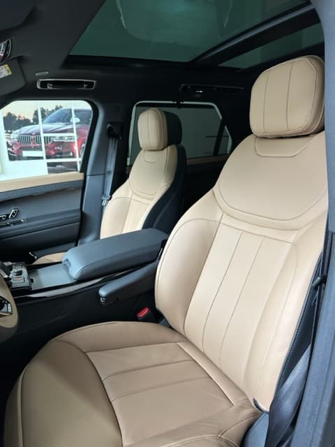 Land Rover Sport 2023