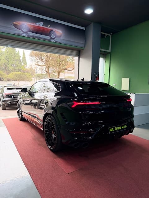 Lamborghini Urus 2026