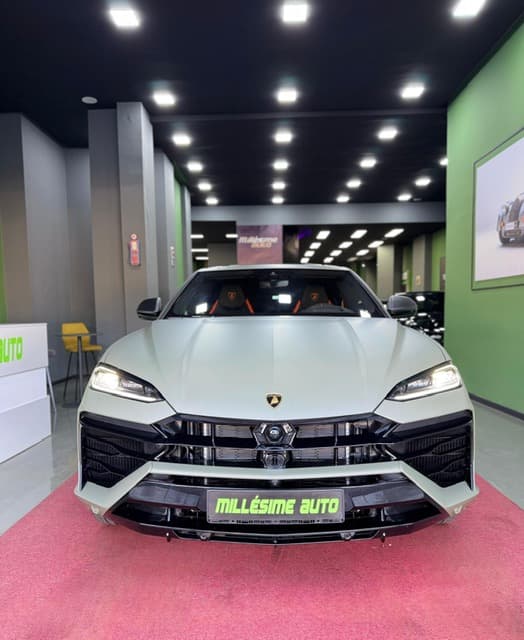 Lamborghini Urus 2026