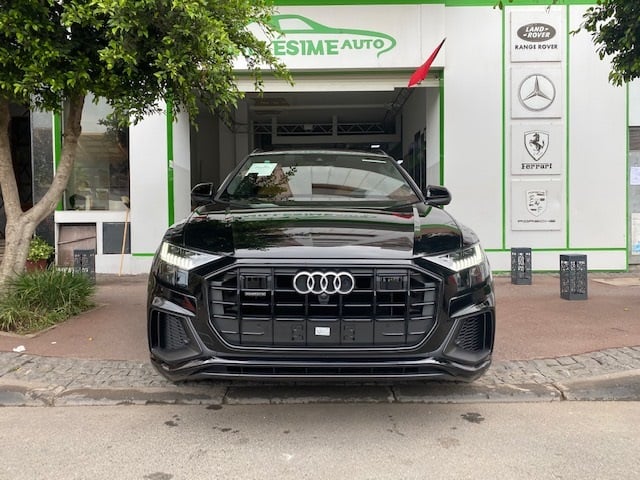 Audi Q8 S line 2021