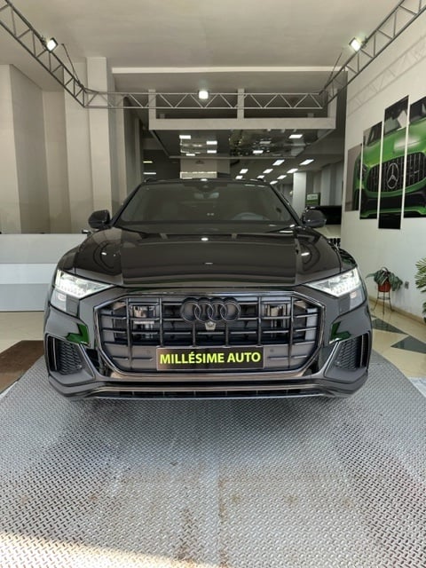 Audi Q8 S line 2023